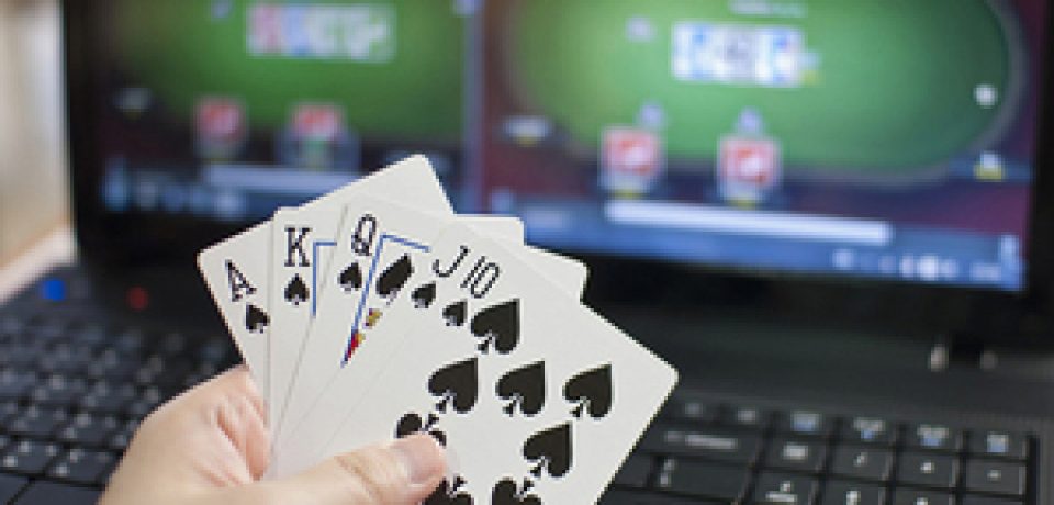 Get Entertained From Home by Playing Casino Games
