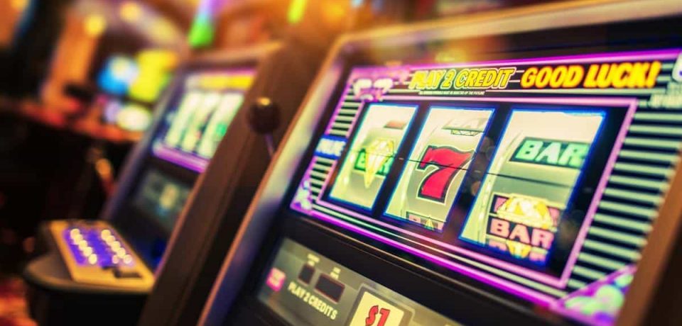 Ultimate guide to web slots- how to play and win
